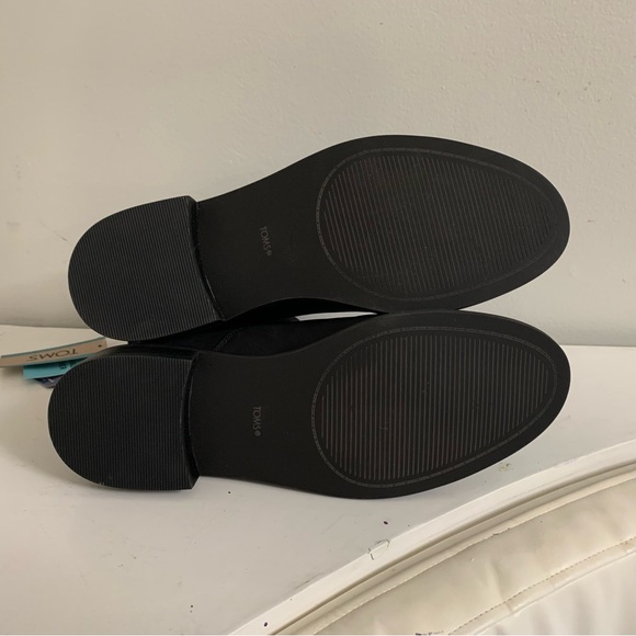 Never worn Tom’s black Chelsie boots - Picture 3 of 6